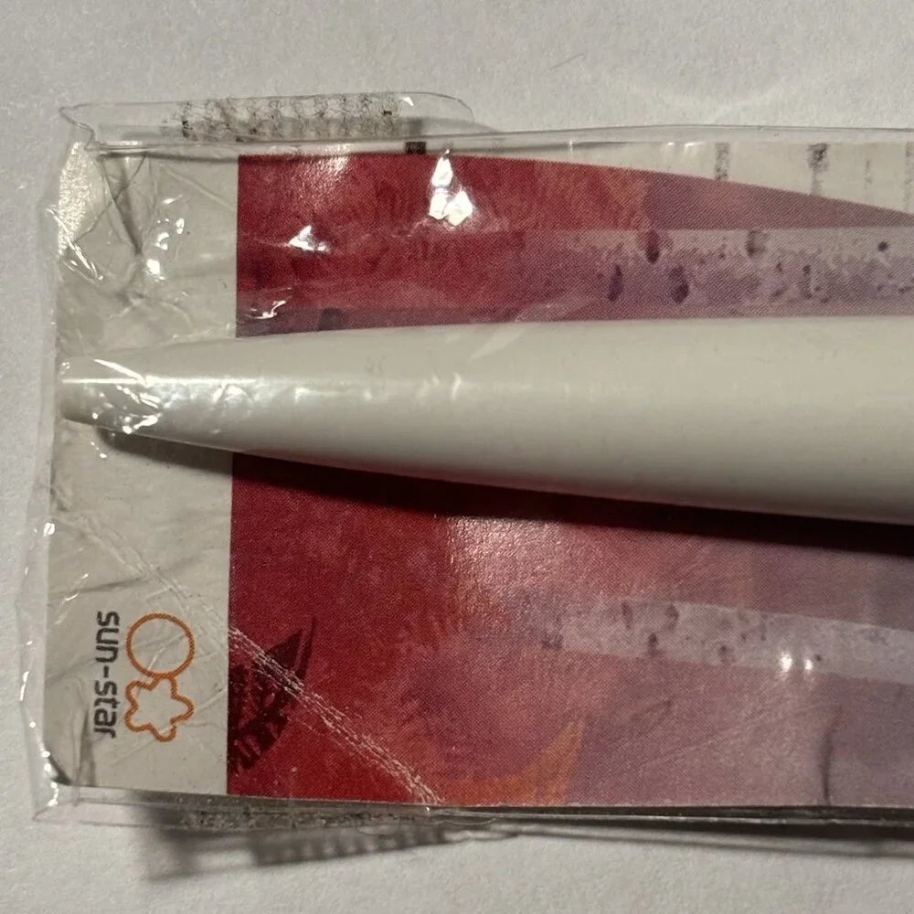 Walt Disney Frozen II 2 Floaty Pen Silver Glitter Moves by Elsa Movie Film